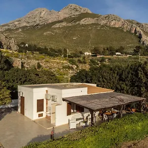 Casa vacanze Pittalumari Makari, Macari